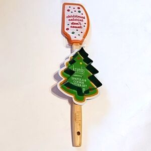 Nwt Spatula & Cookie Cutter Set (2 Piece Set)